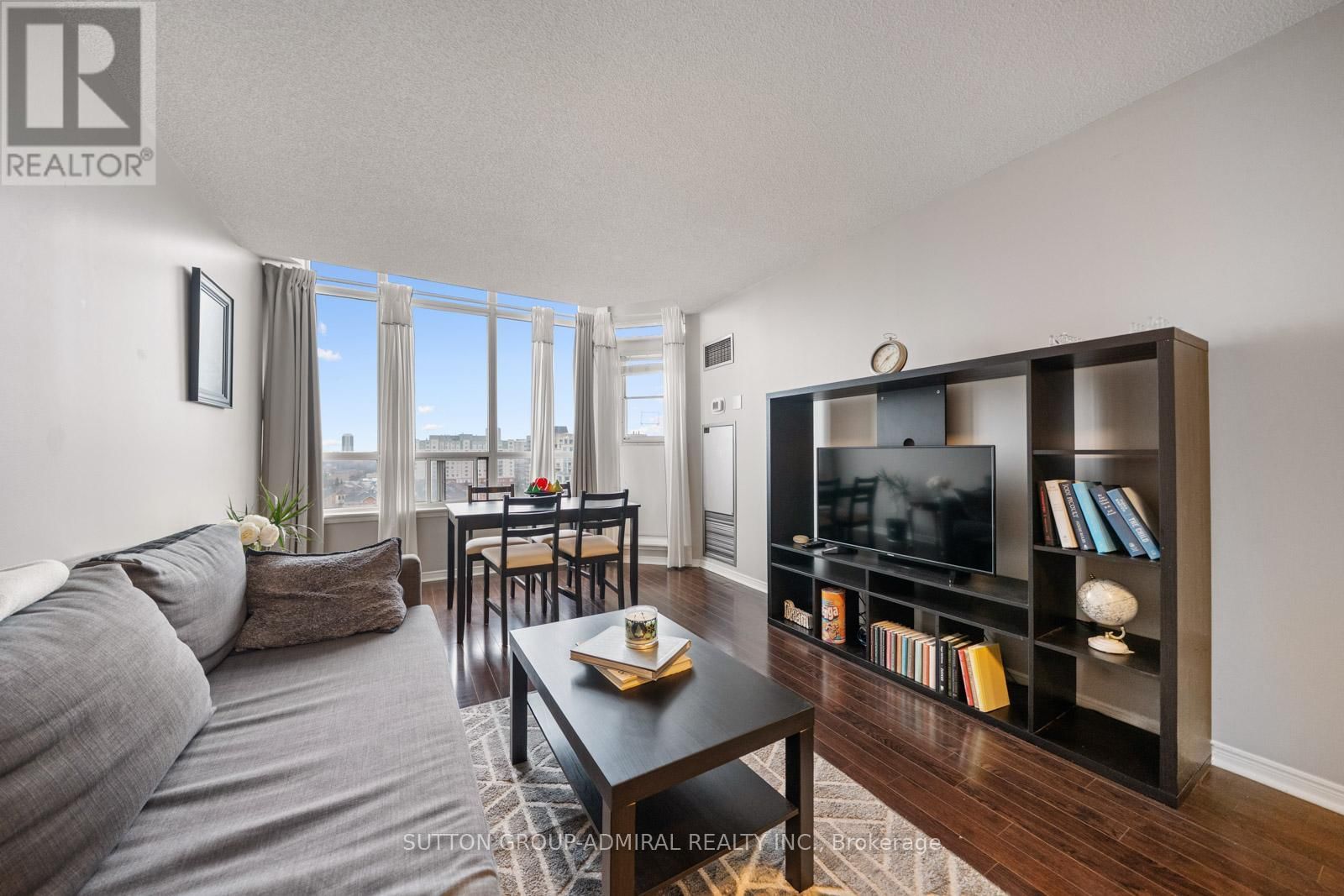 1103 - 81 TOWNSGATE DRIVE Image 7