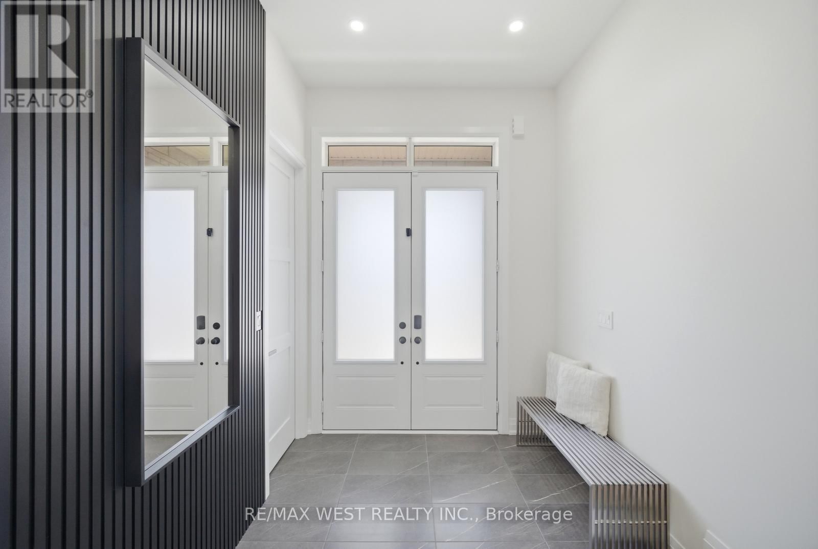 99 COLDWELL BAY CIRCLE Image 4