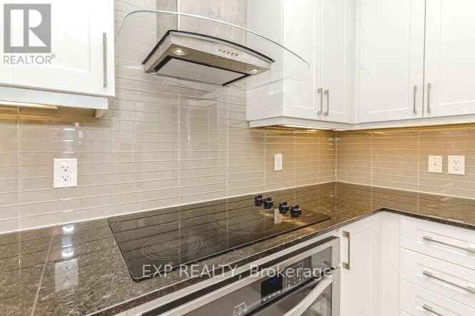 1603 - 9608 YONGE STREET Image 10