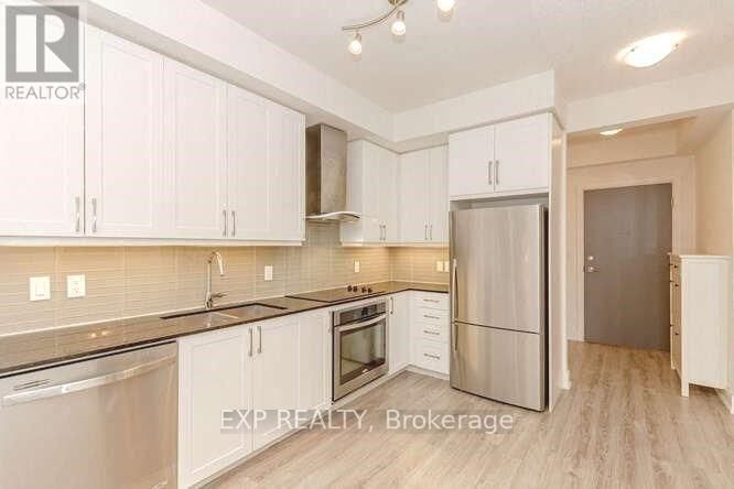 1603 - 9608 YONGE STREET Image 8