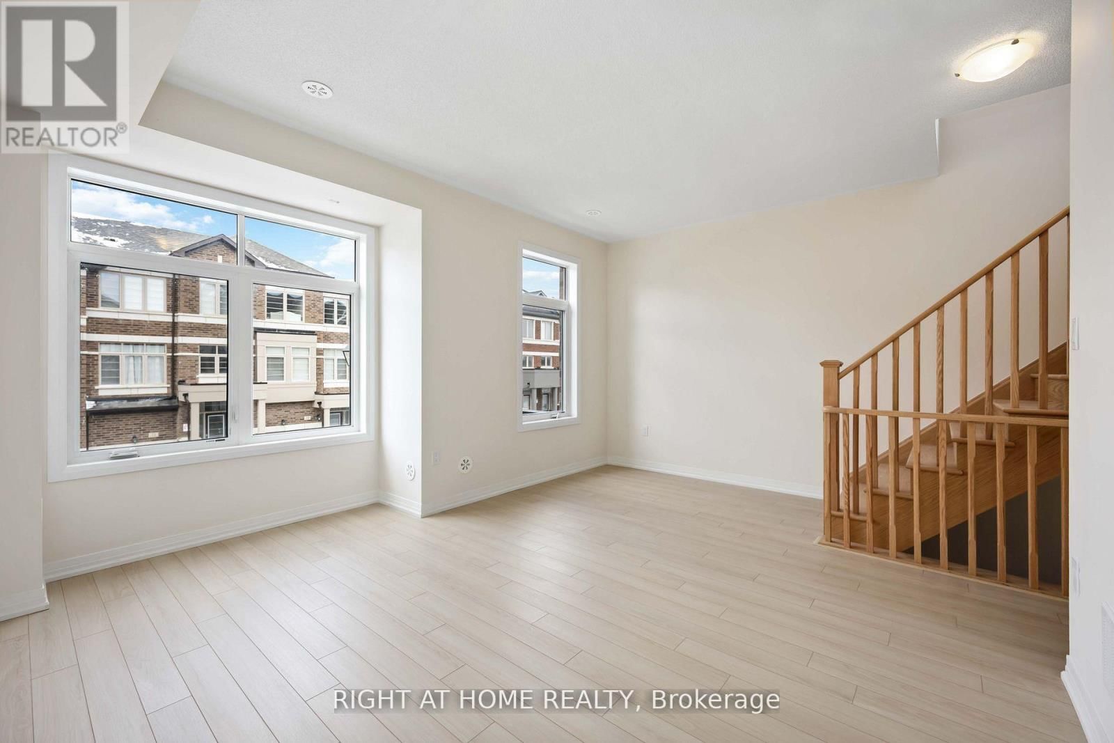 (Upper) - 31 SISSONS WAY Image 10