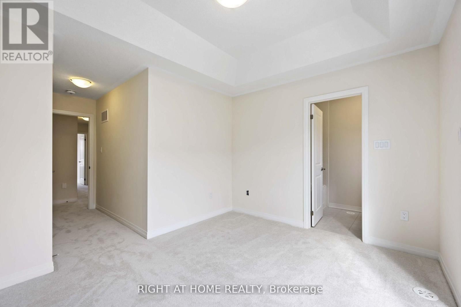 (Upper) - 31 SISSONS WAY Image 21