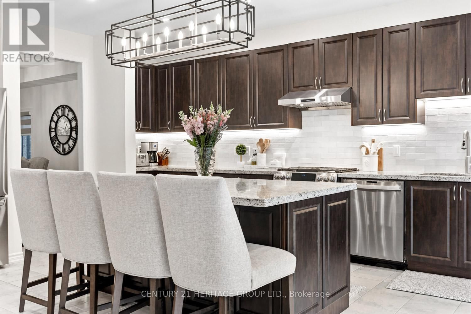 1530 HARKER STREET Image 13