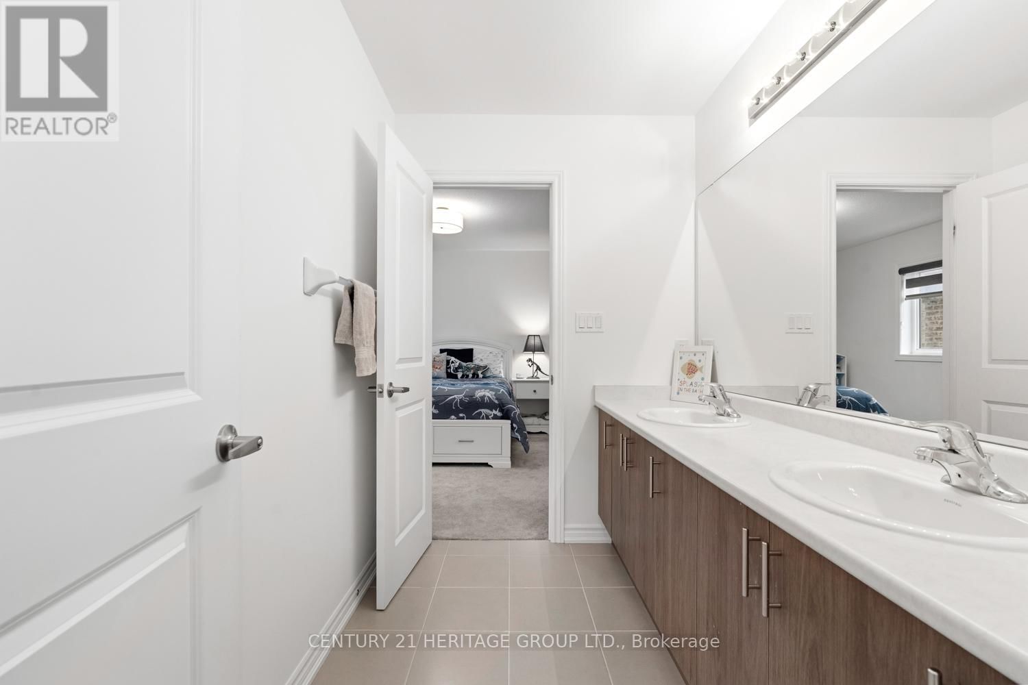 1530 HARKER STREET Image 30