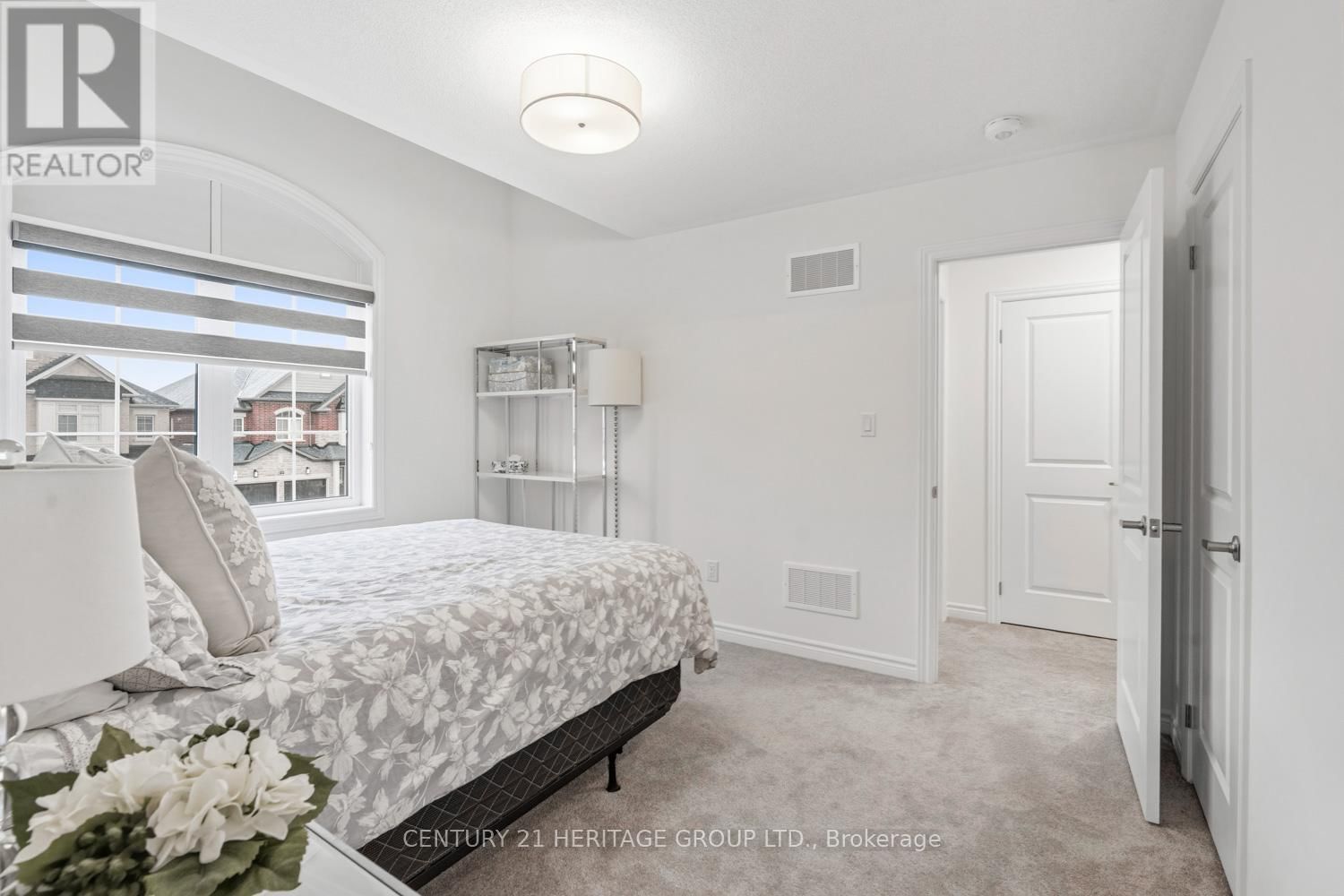 1530 HARKER STREET Image 36