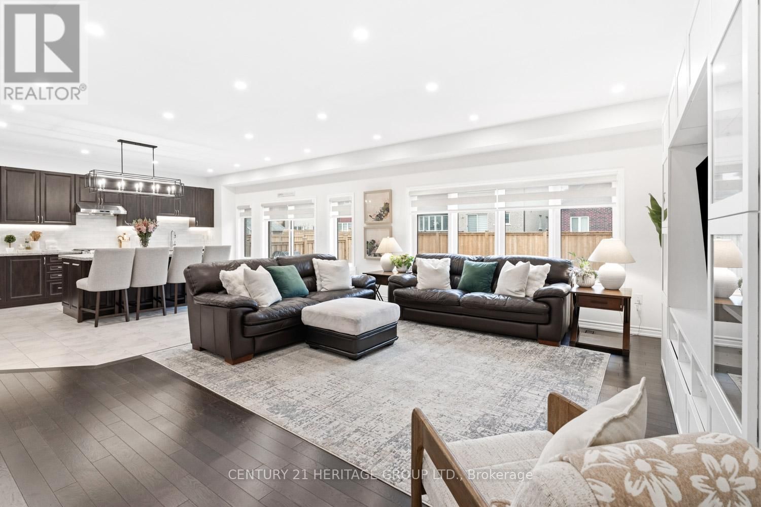 1530 HARKER STREET Image 9