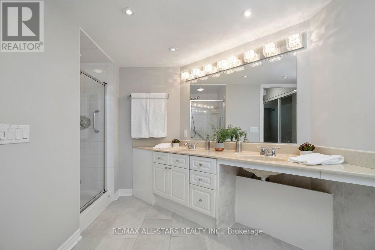 107 - 50 THE BOARDWALK WAY Image 23