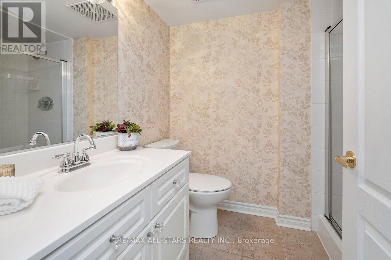 107 - 50 THE BOARDWALK WAY Image 29