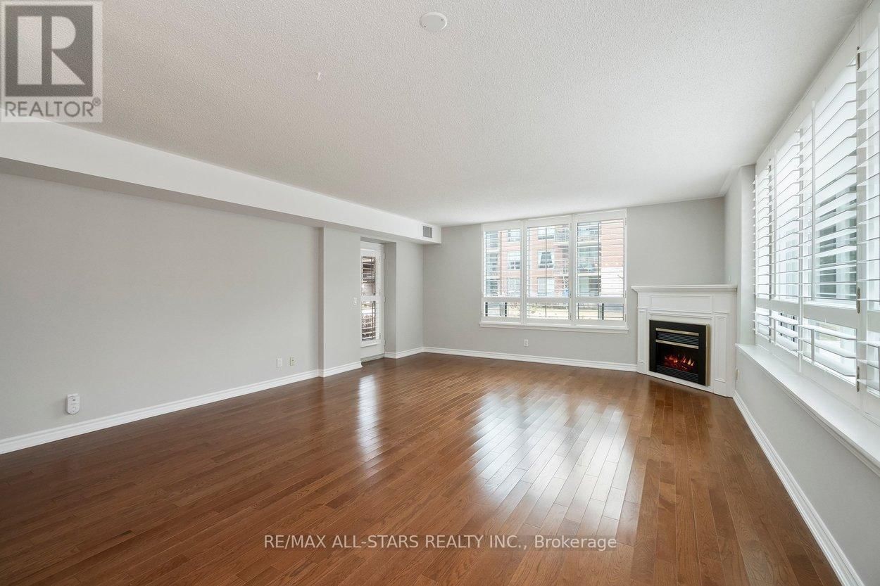 107 - 50 THE BOARDWALK WAY Image 5