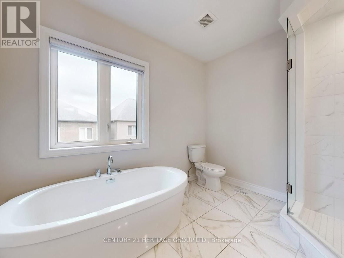 7 SWEET GALE CRESCENT Image 29