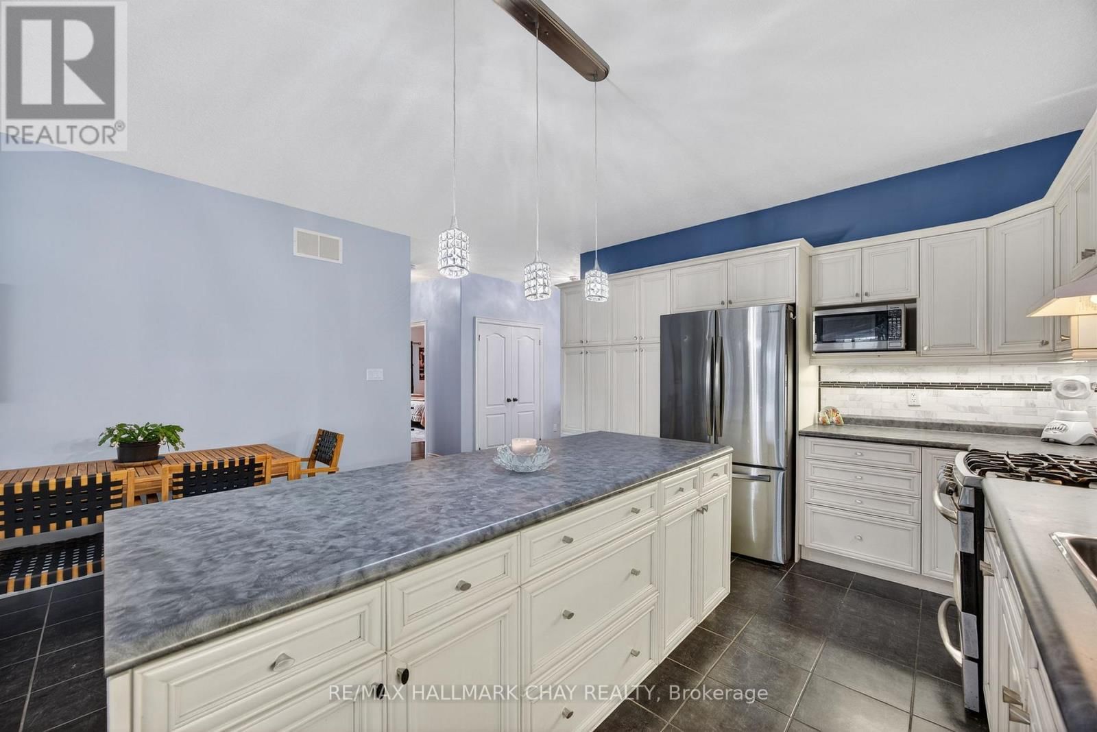 60 BROWNLEY LANE Image 13