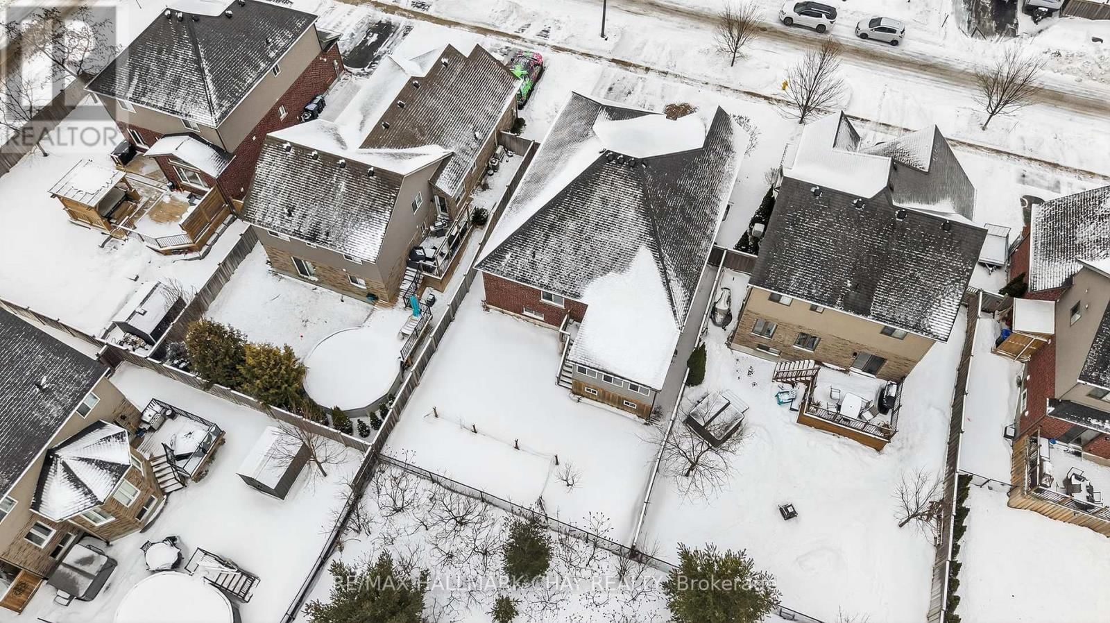 60 BROWNLEY LANE Image 39