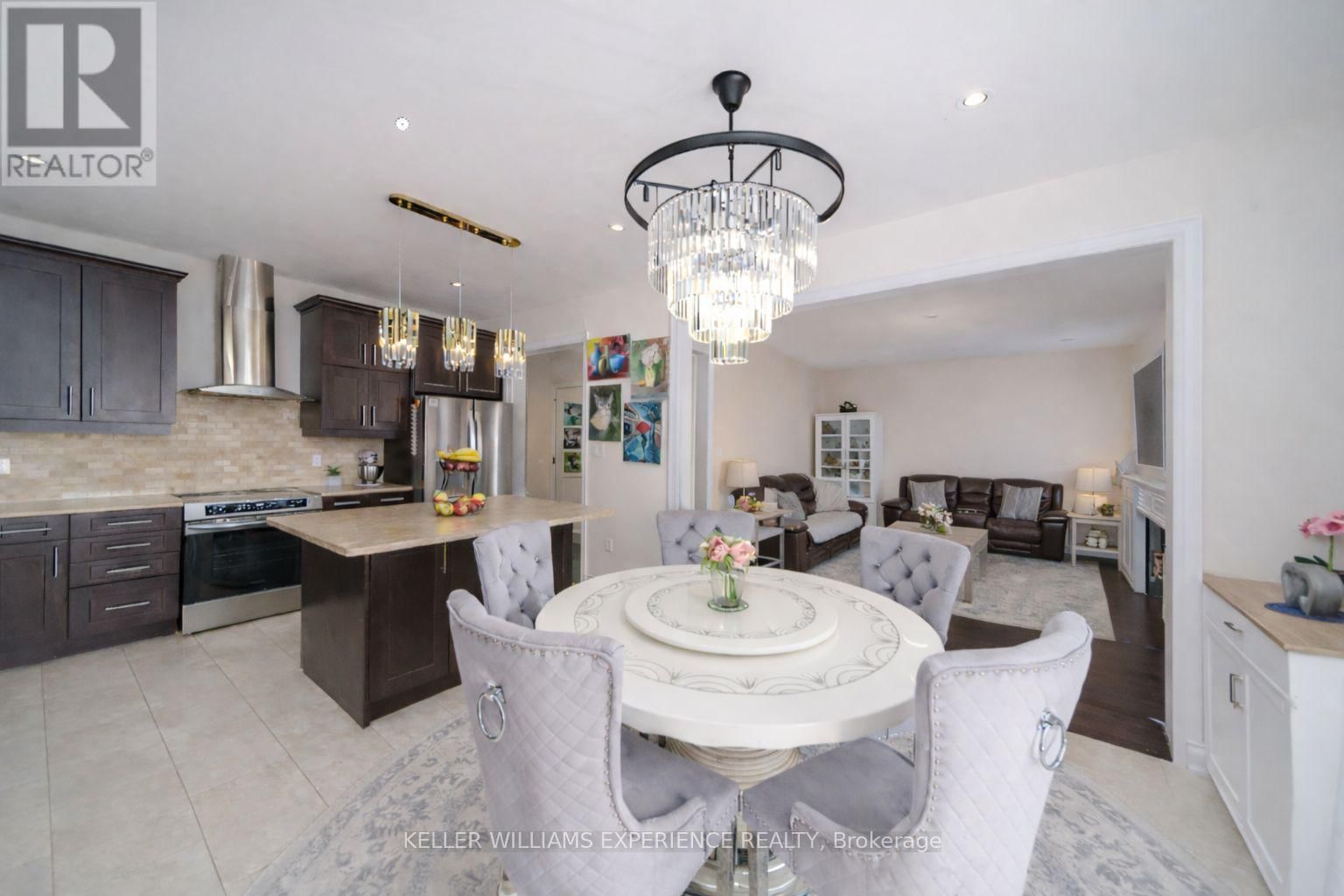 121 CENTRE STREET Image 5