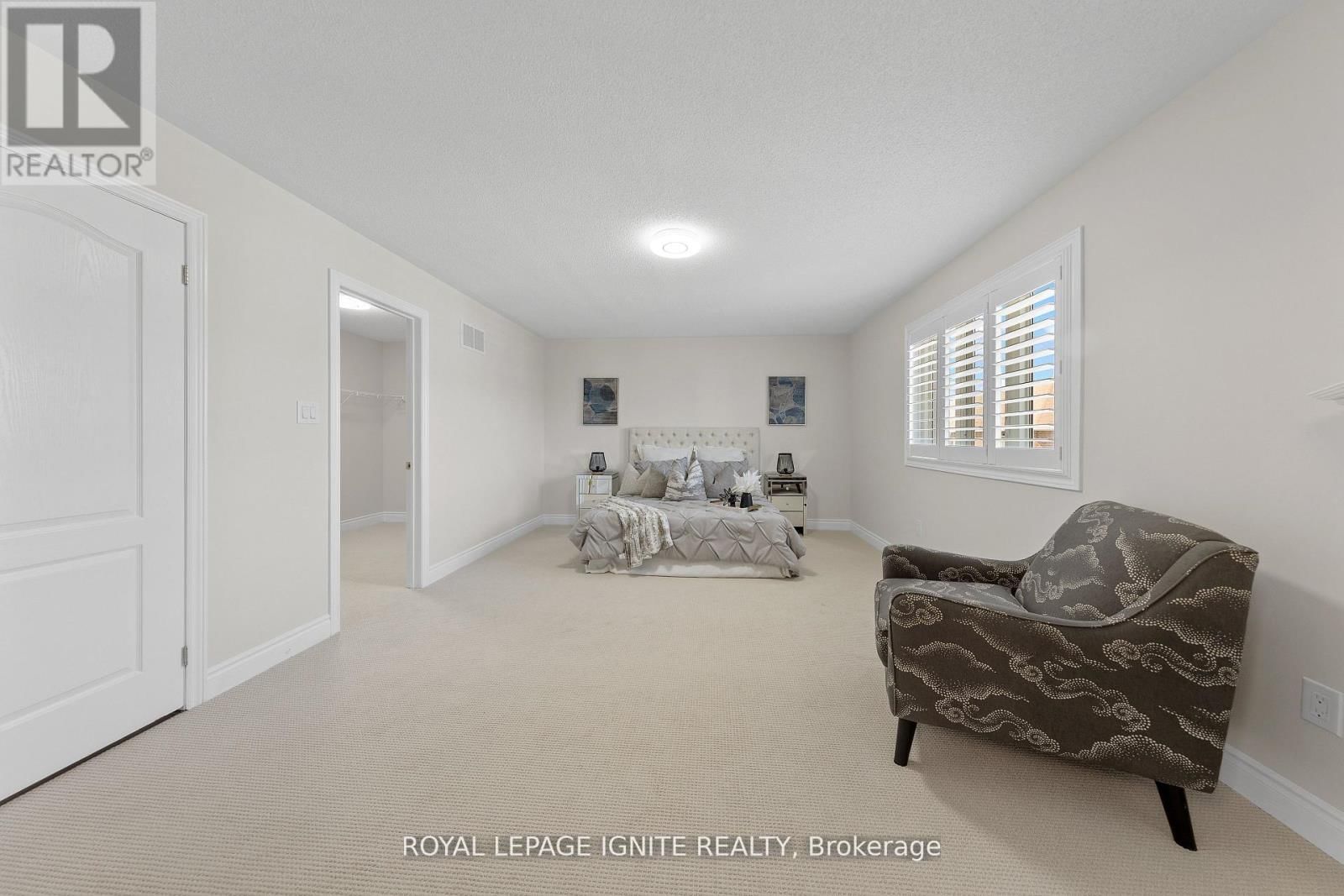 134 GARDINER DRIVE Image 23