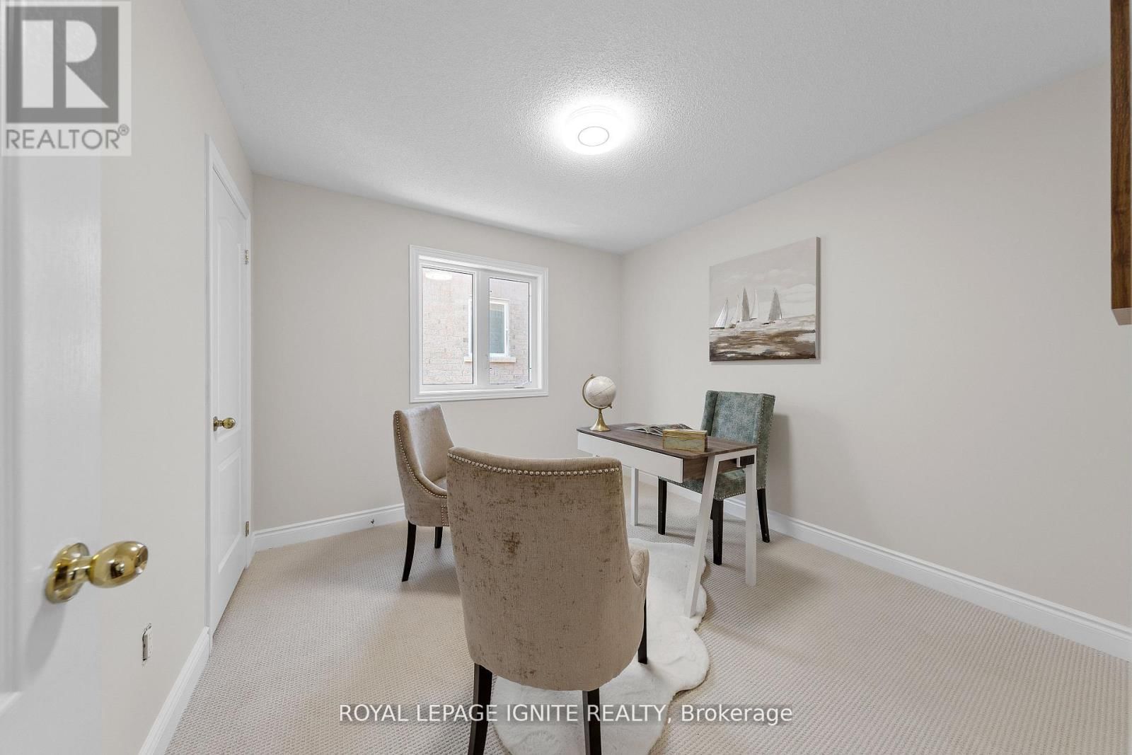 134 GARDINER DRIVE Image 35