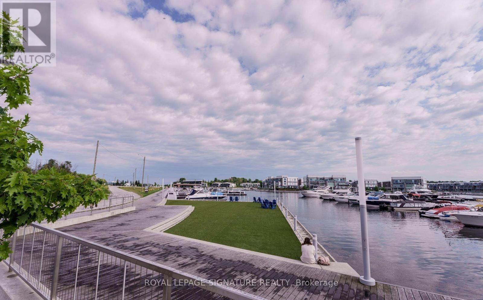 408 - 375 SEA RAY AVENUE Image 10