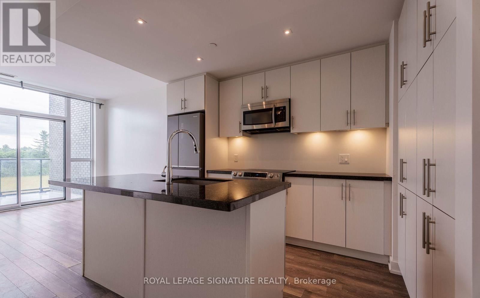 408 - 375 SEA RAY AVENUE Image 3