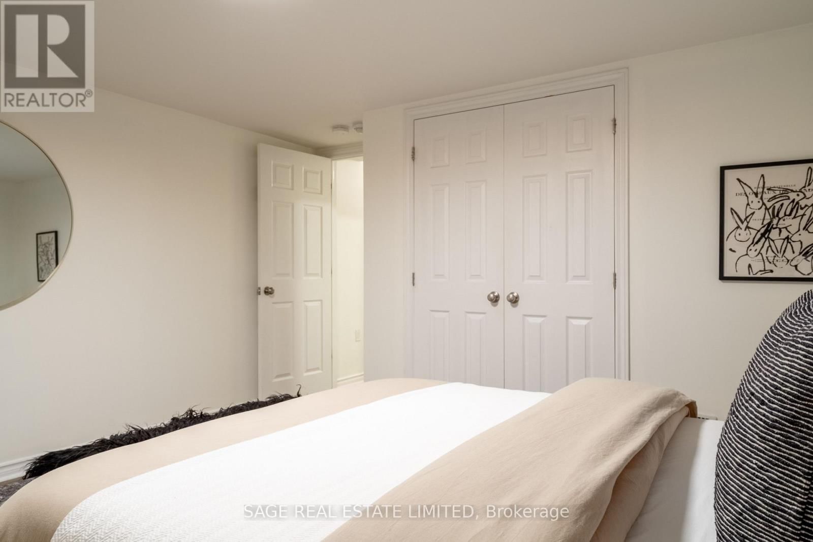 228 YORKSHIRE DRIVE Image 39