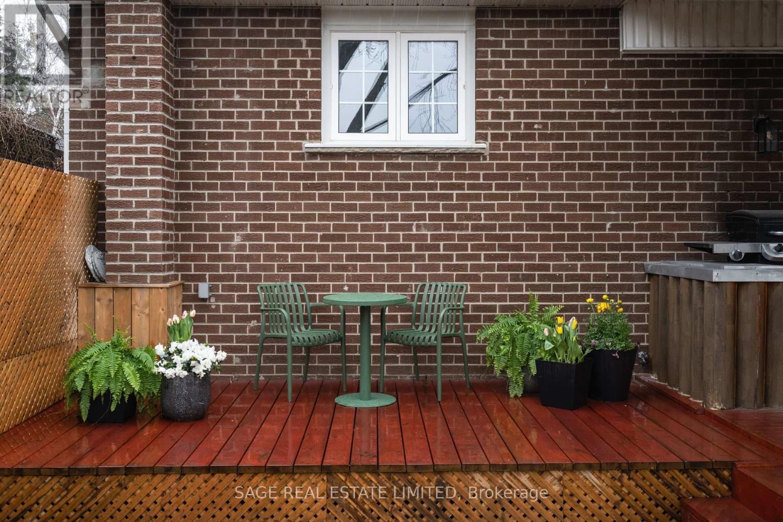 228 YORKSHIRE DRIVE Image 44