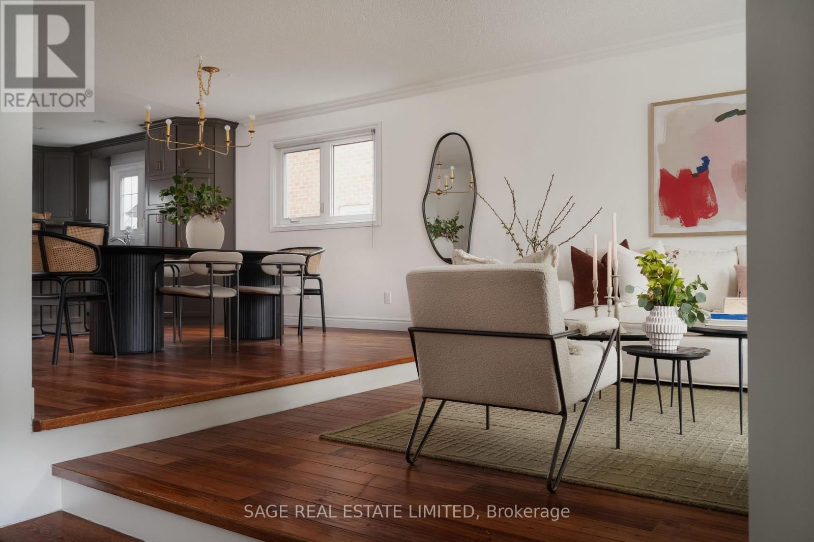 228 YORKSHIRE DRIVE Image 5