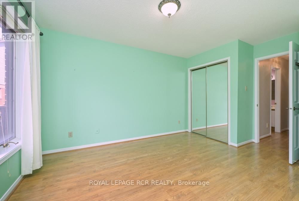 7 GLEN EDEN WAY Image 18