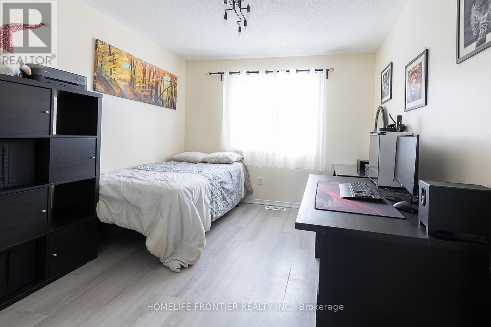 65 WEST PARK AVENUE Image 16