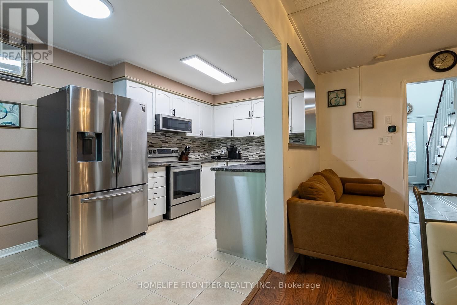 65 WEST PARK AVENUE Image 3