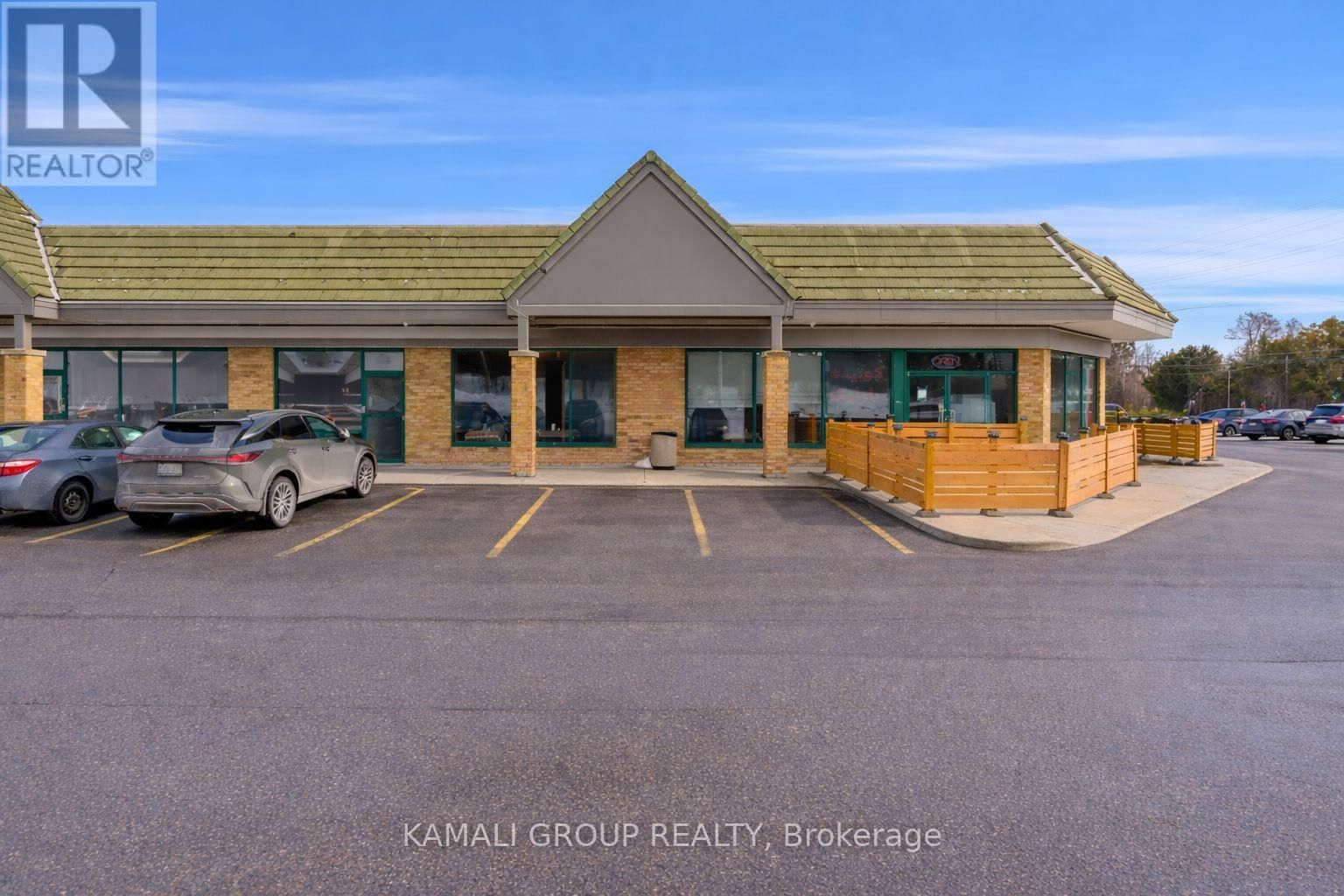 20 - 10815 BATHURST STREET NORTH Image 1