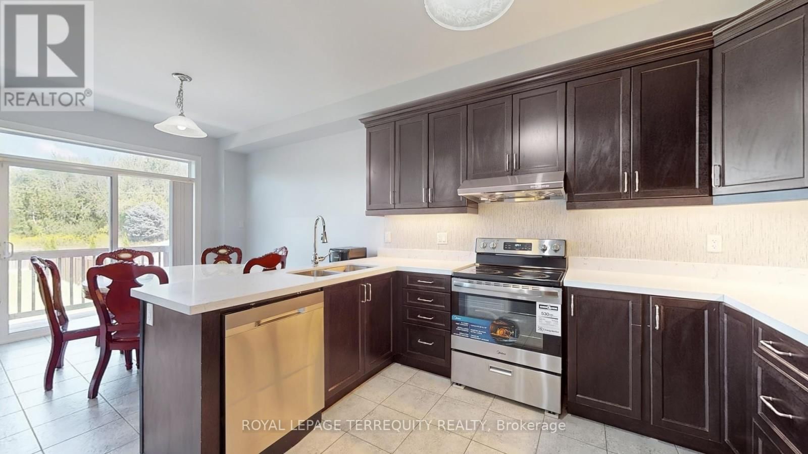 28 RICHMOND PARK DRIVE Image 14