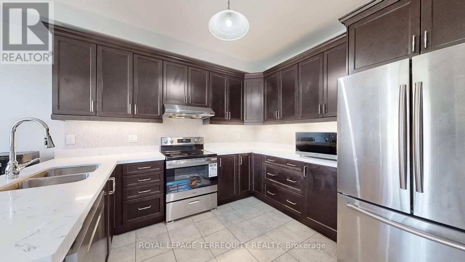 28 RICHMOND PARK DRIVE Image 15