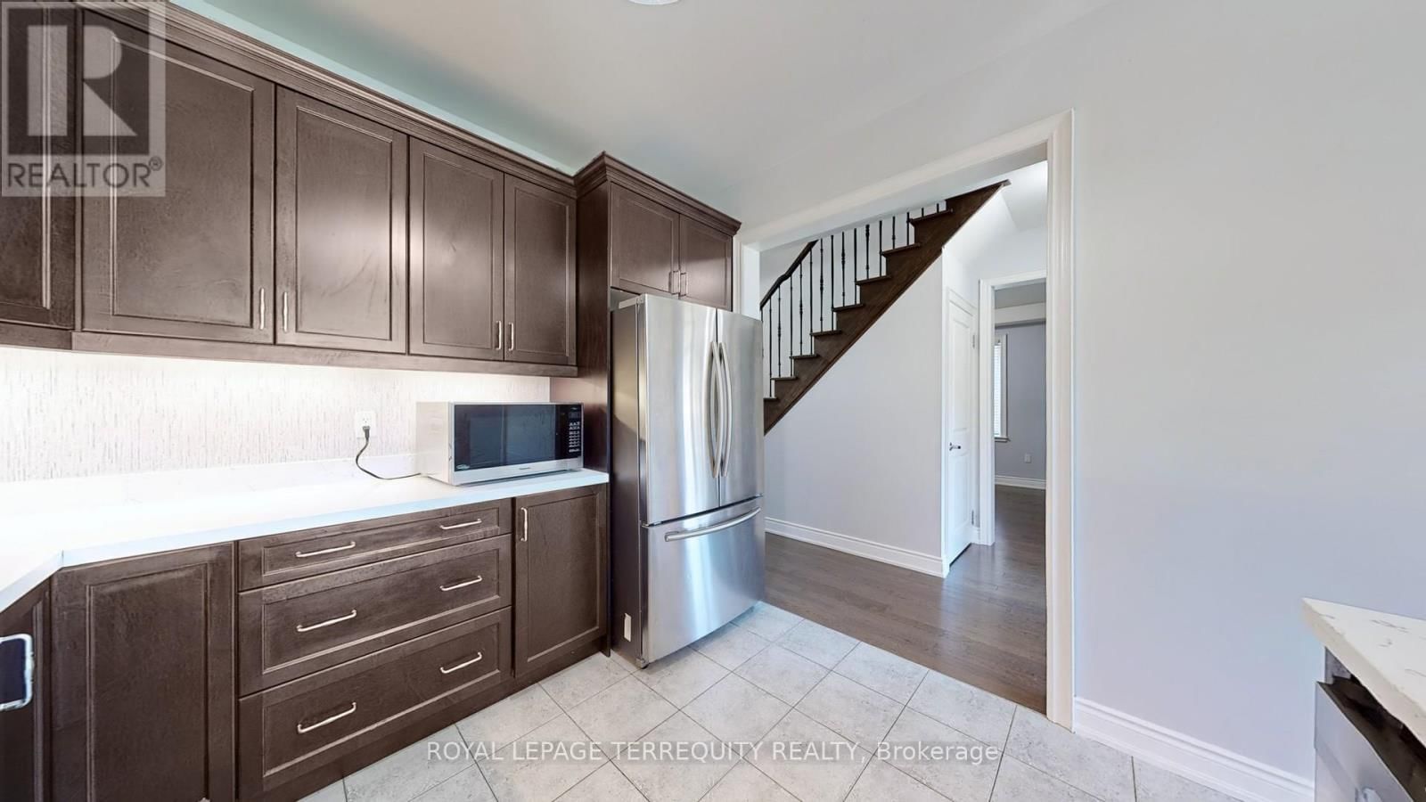 28 RICHMOND PARK DRIVE Image 18