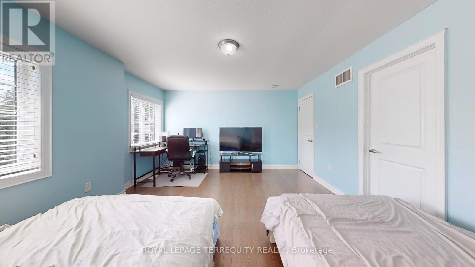 28 RICHMOND PARK DRIVE Image 41