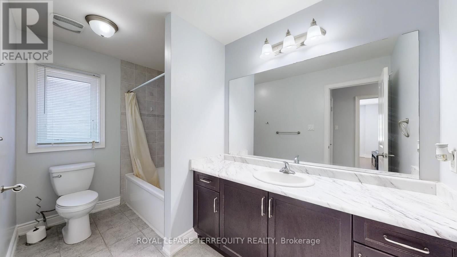 28 RICHMOND PARK DRIVE Image 42