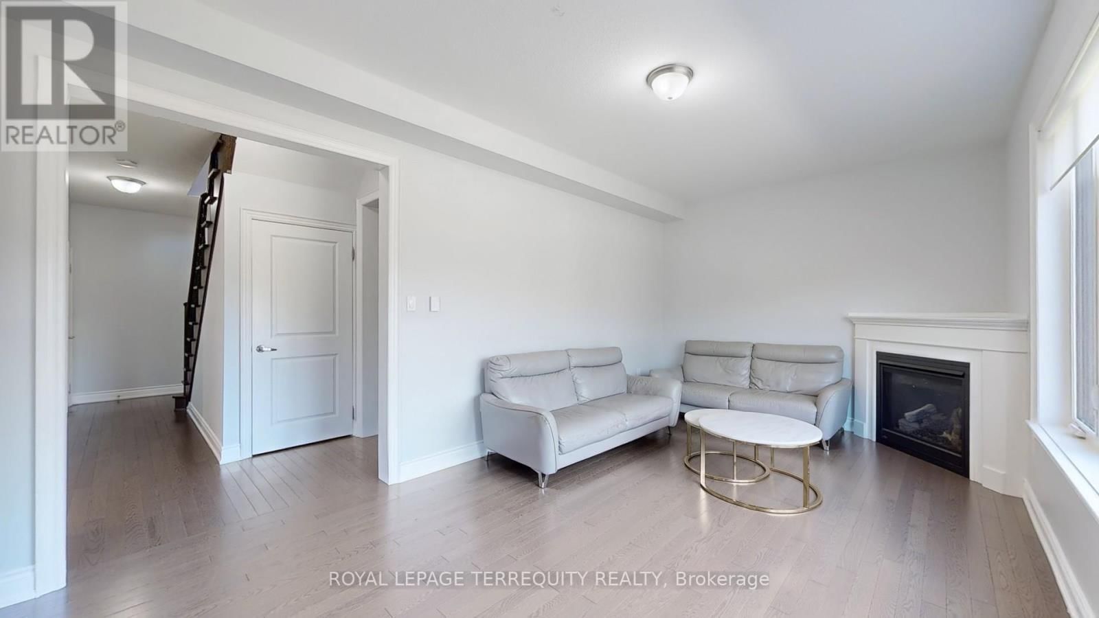 28 RICHMOND PARK DRIVE Image 9