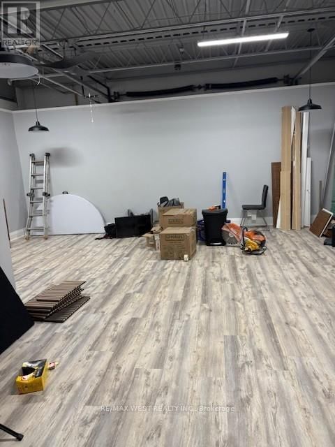 6 - 3000 LANGSTAFF ROAD Image 17