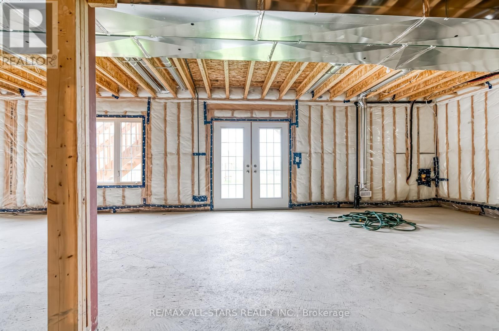 BAYBERRY DRIVE Image 19