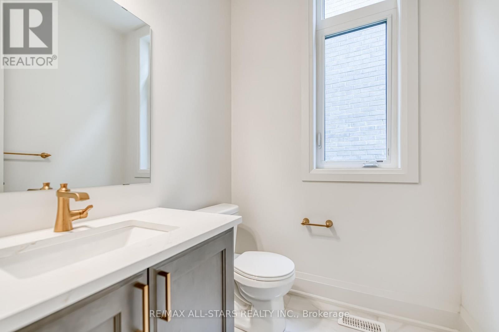 BAYBERRY DRIVE Image 4