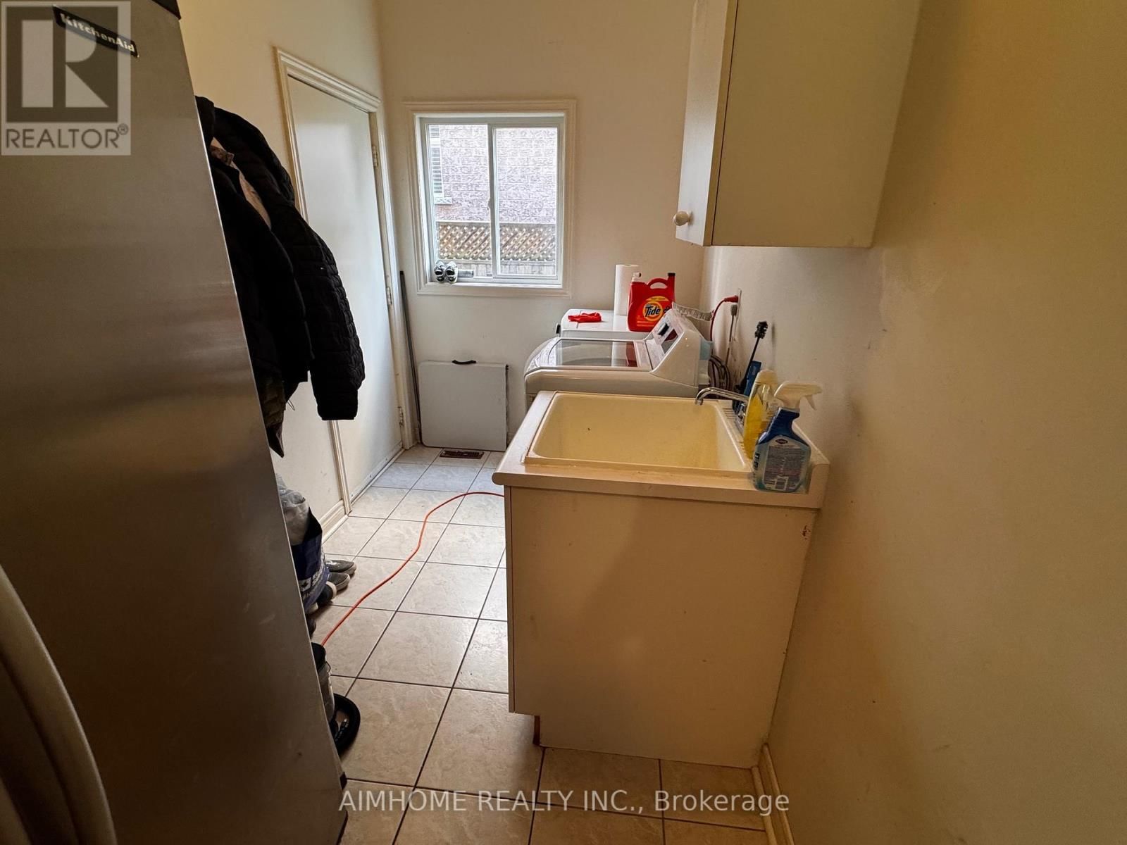 61 TEN OAKS BLVD Image 10