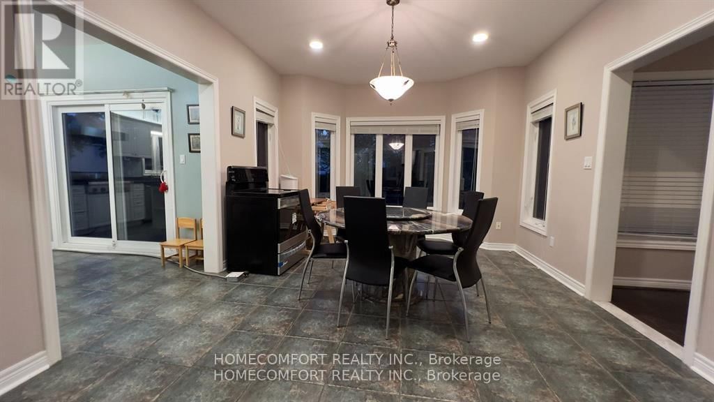 95 ROWLAND COURT Image 10