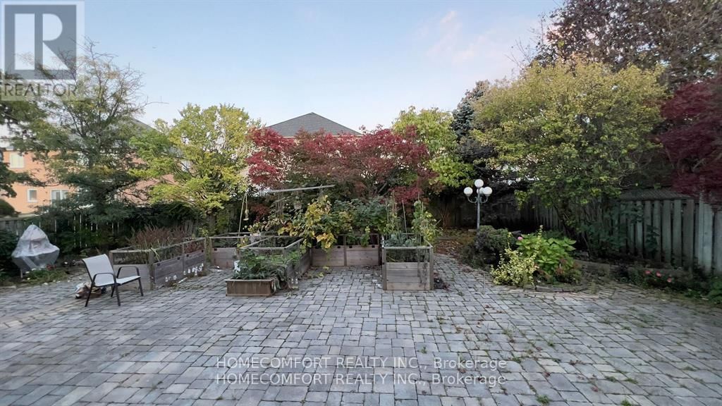 95 ROWLAND COURT Image 16