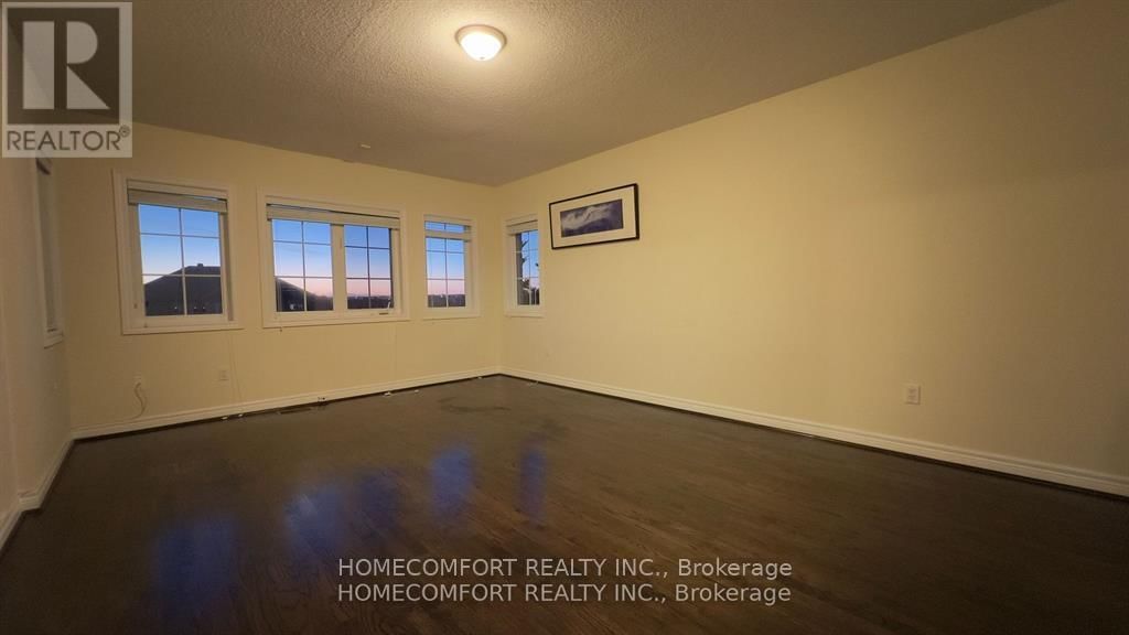 95 ROWLAND COURT Image 17