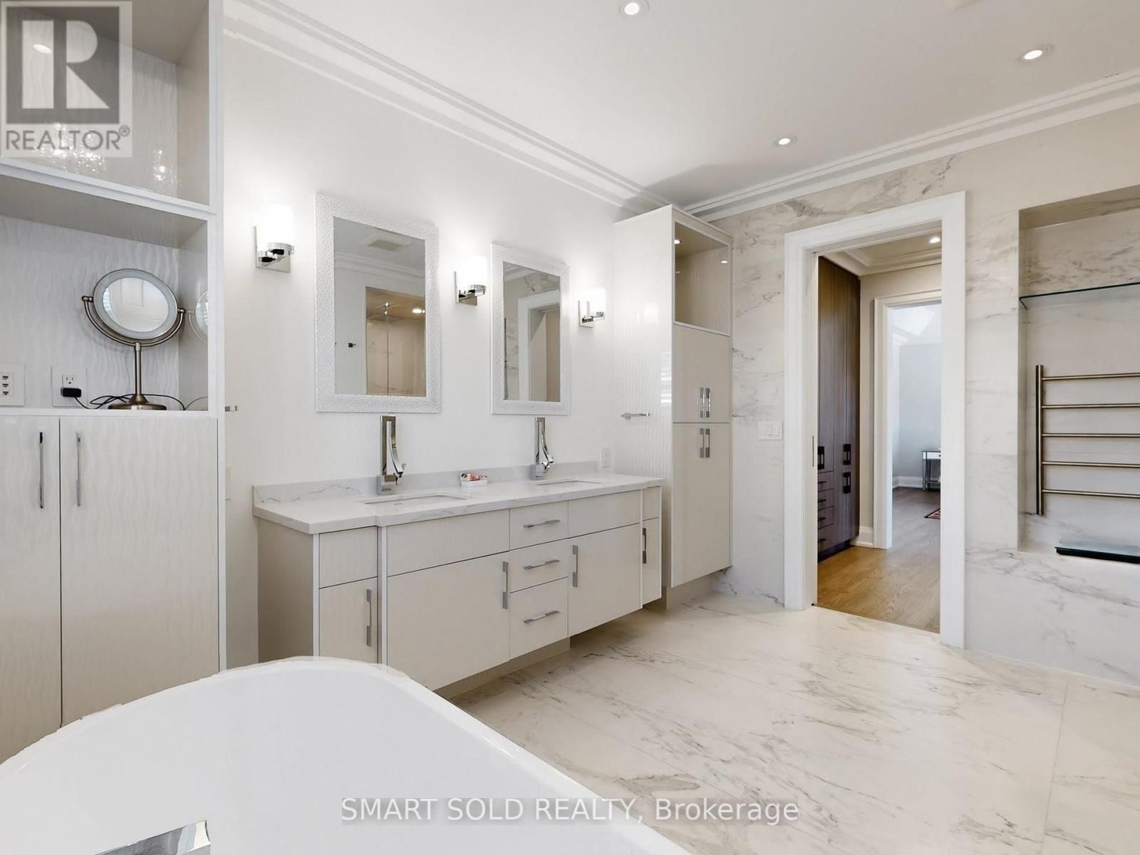 20 DUNN DRIVE Image 17