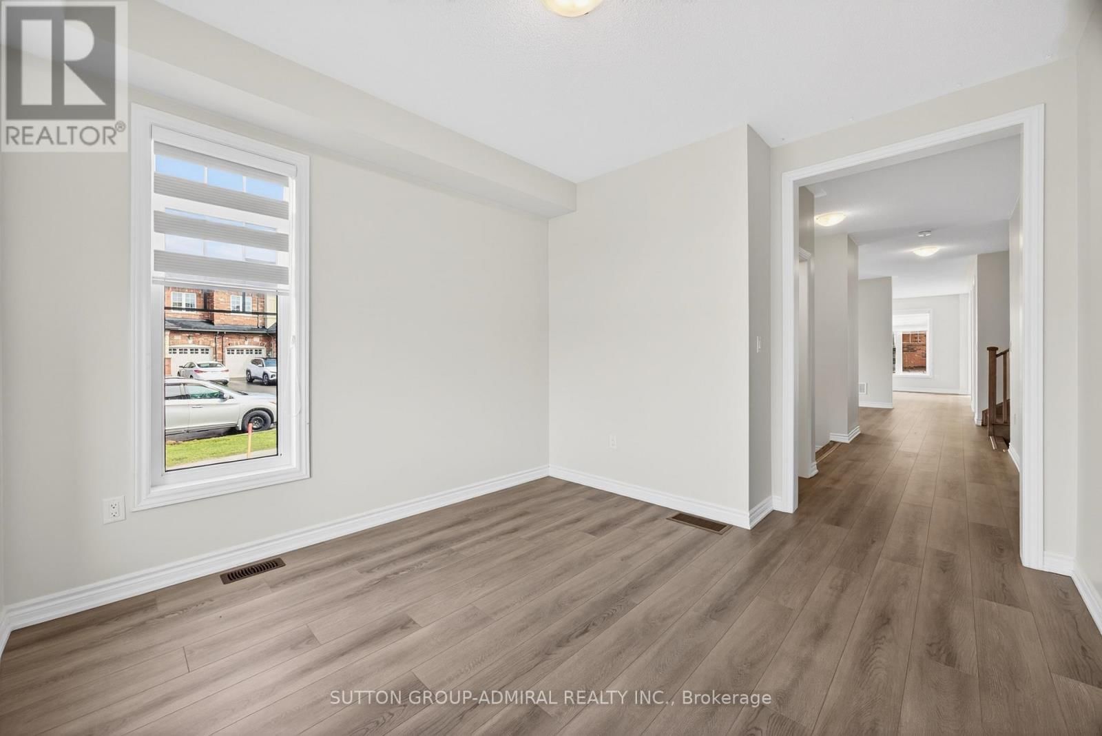 2237 GRAINGER LOOP Image 10