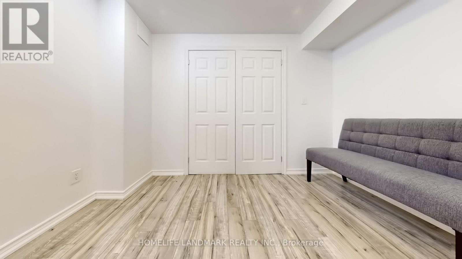 13 WOODWAY LANE Image 42