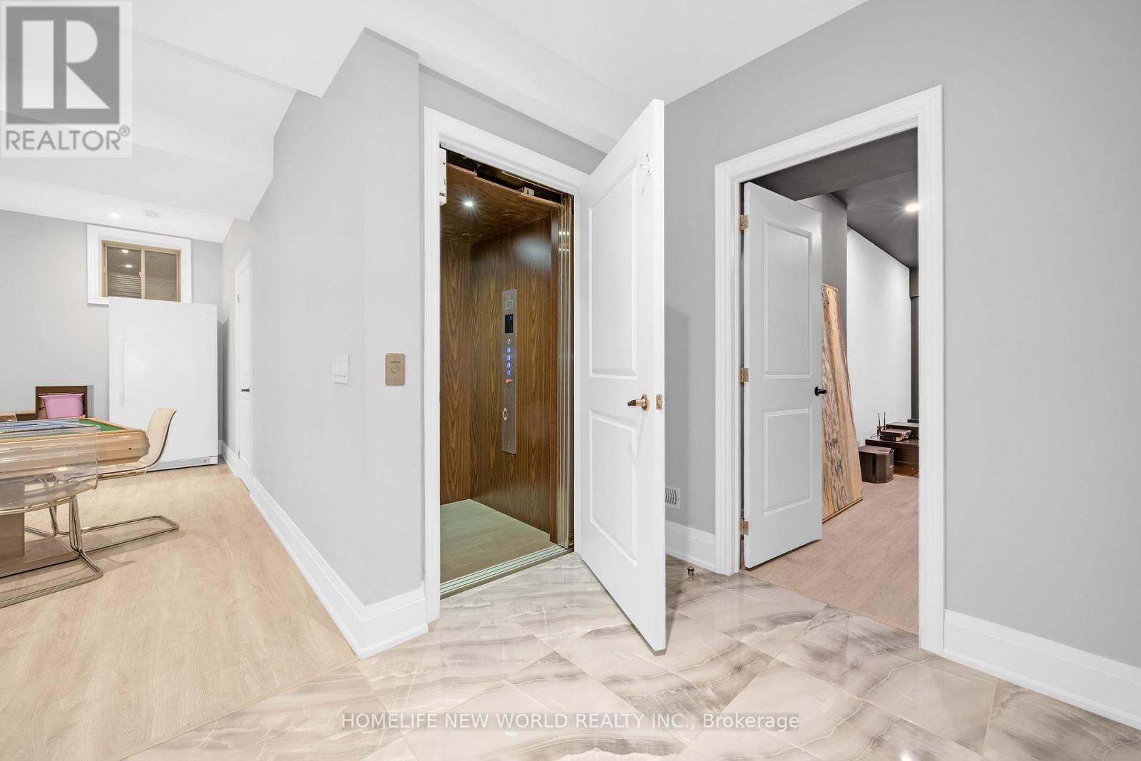 20 PLANET STREET Image 49