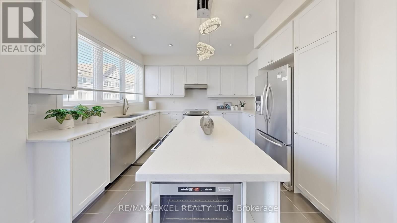 27 MAYTIME WAY Image 14