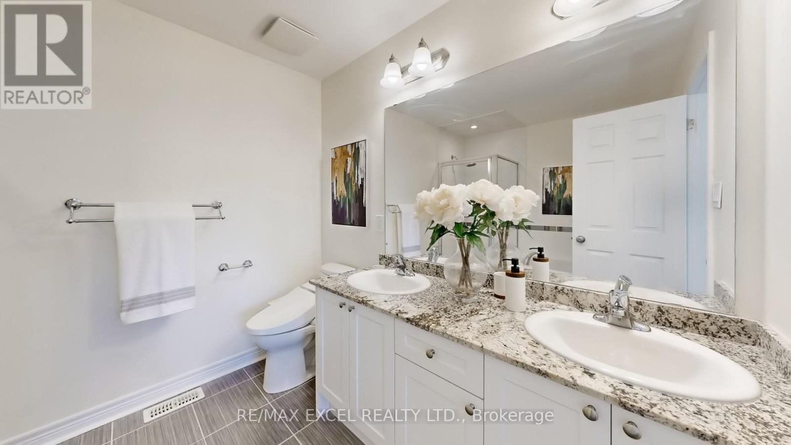 27 MAYTIME WAY Image 30