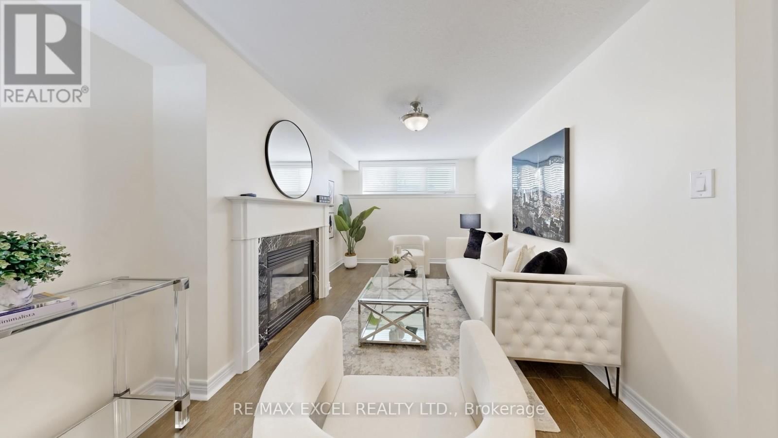 27 MAYTIME WAY Image 40