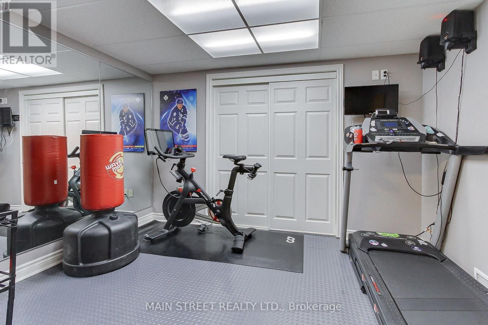 369 HAREWOOD BOULEVARD Image 27