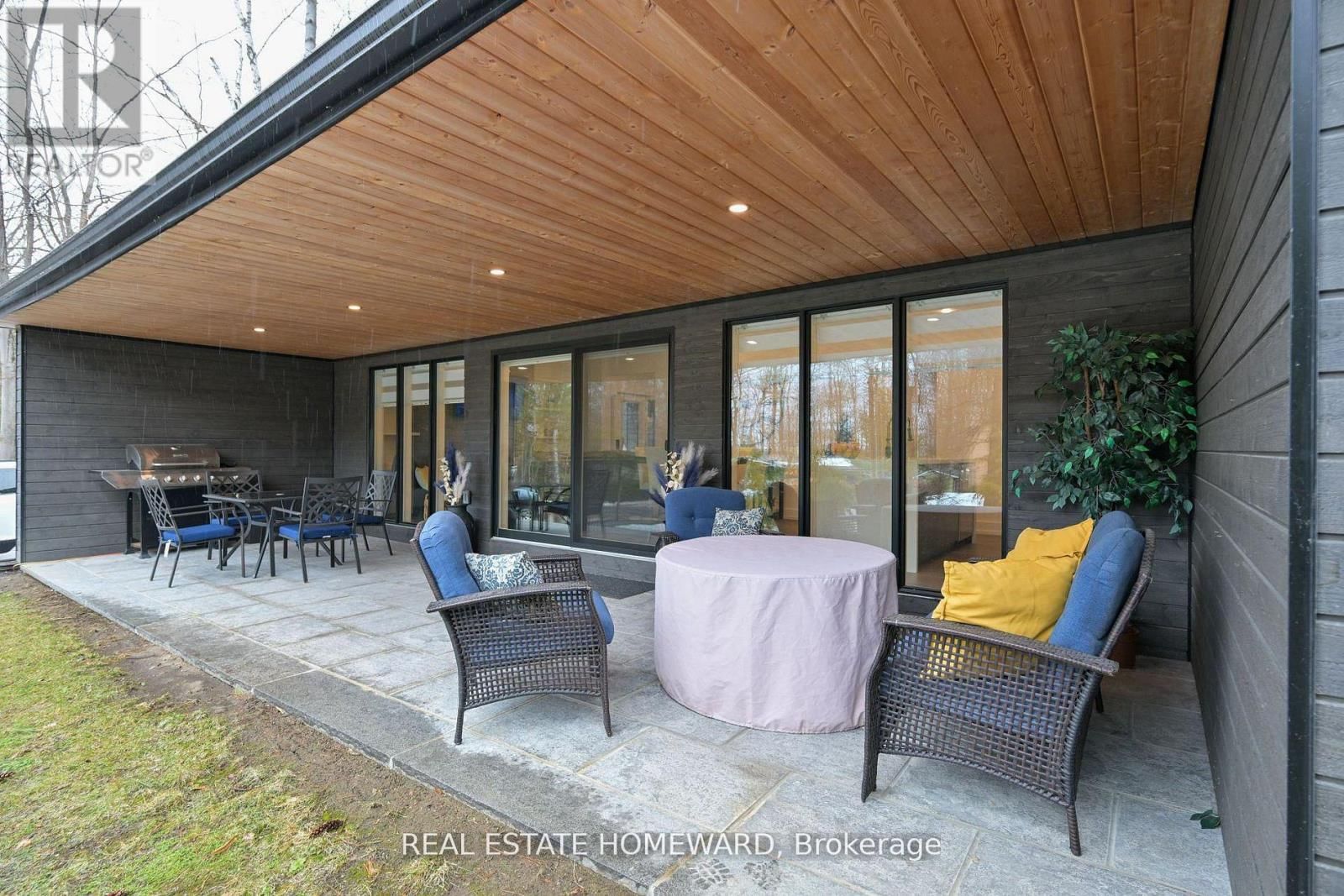 3763 FAIRWAY ROAD Image 17